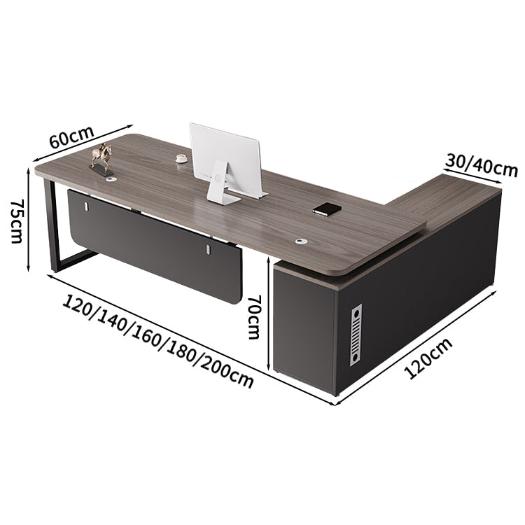 優しい木目と高機能を融合した、丸角デザインのエグゼクティブデスク