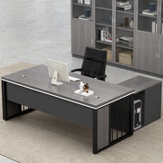 分離型キャビネットと美しい木目が調和する、機能派エグゼクティブデスク