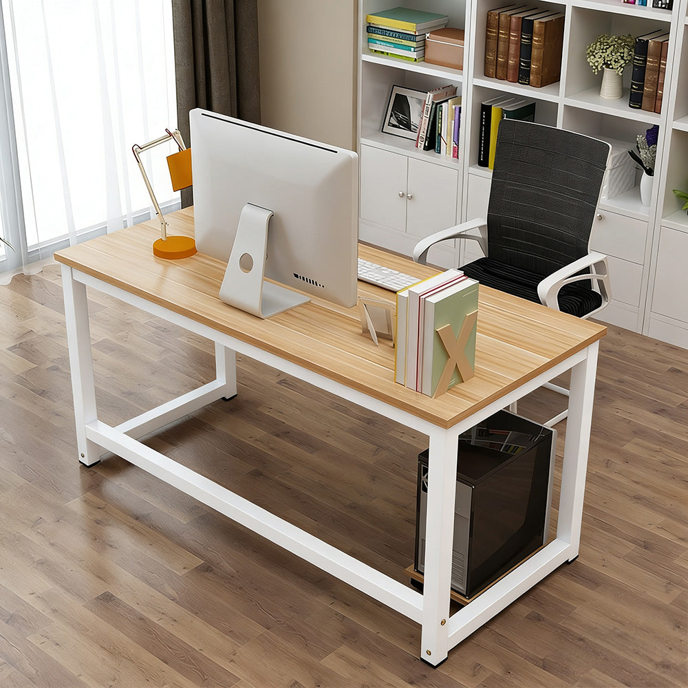 多様な働き方に応える、シンプルワークデスク