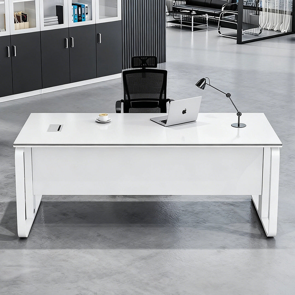 シンプルモダンなエグゼクティブデスク（パーティクルボード製）– 洗練されたデザインと優れた耐久性