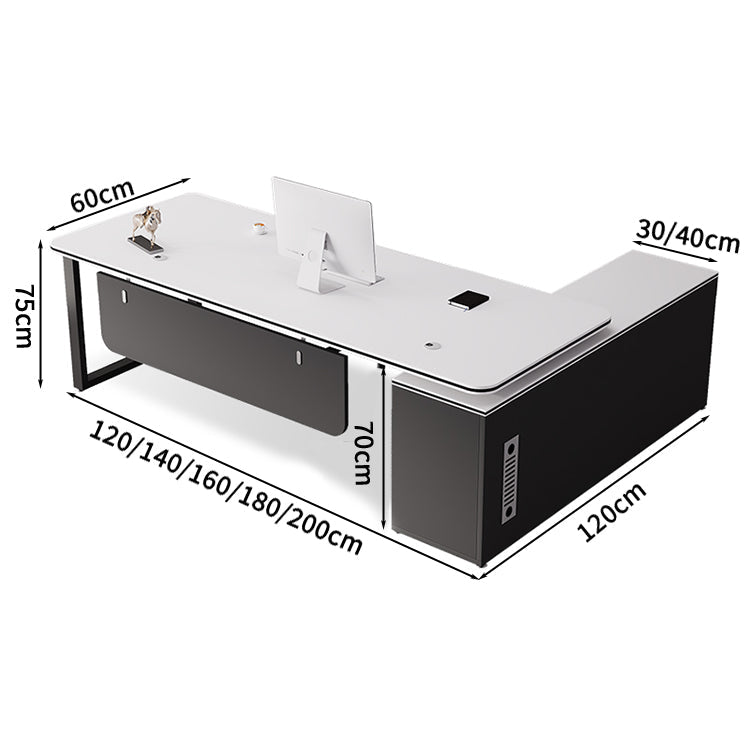 優しい木目と高機能を融合した、丸角デザインのエグゼクティブデスク