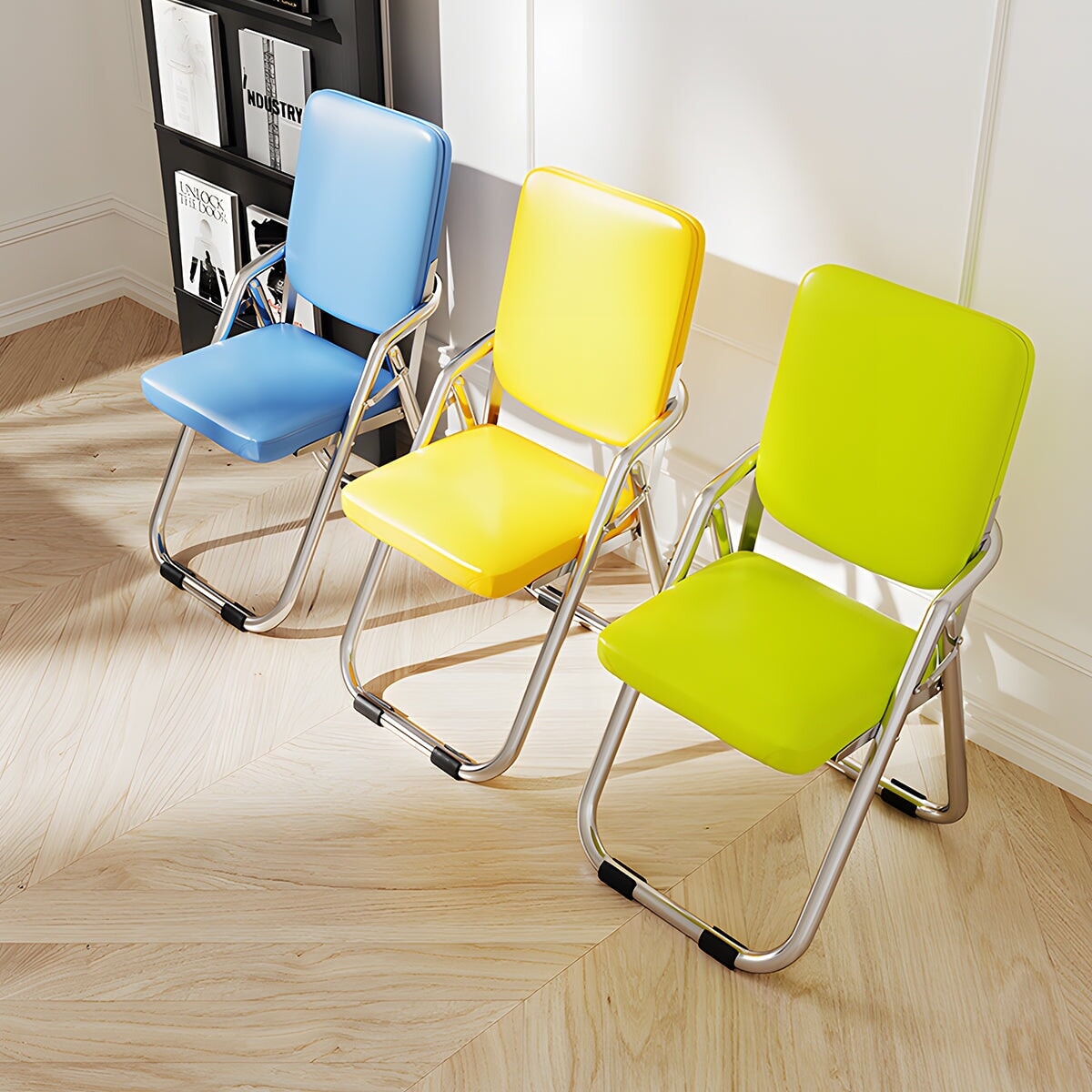 折りたたみ椅子　ワークチェア　オフィスチェア　滑り止めカバー　スチール脚　省スペース収納　高密度ウレタンフォーム　レザー張り　ブラック