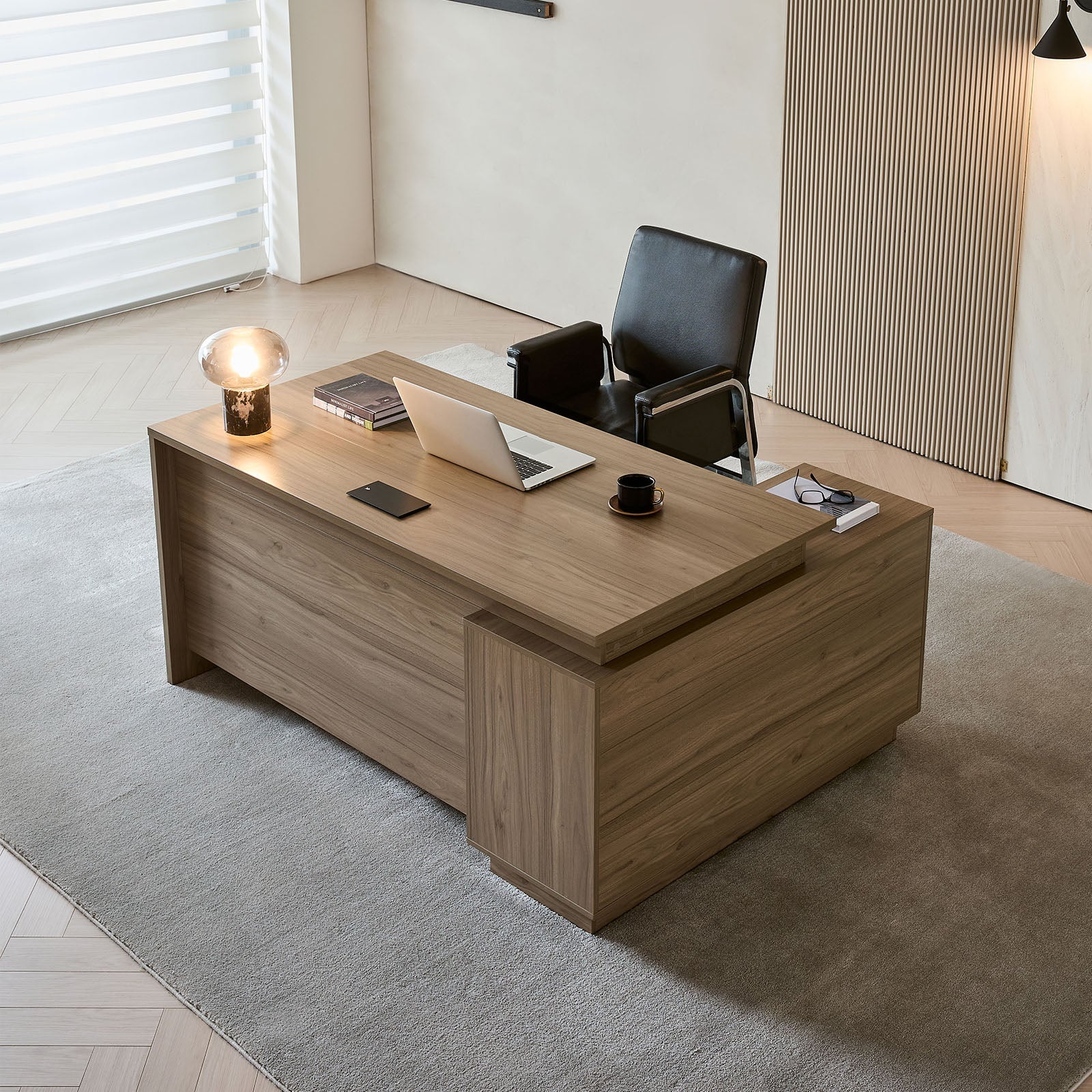 高級木目調×収納力抜群のL型オフィスデスク