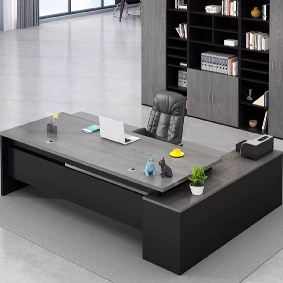 配線孔×幕板×収納付き、快適性と機能性を兼ね備えたエグゼクティブデスク＆チェアセット