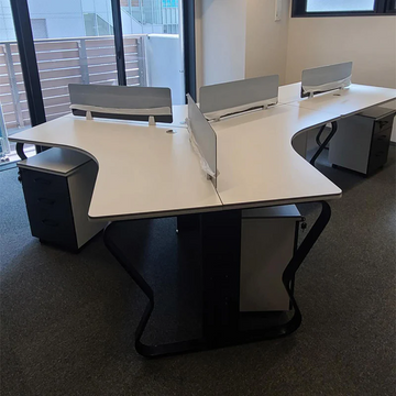 某デザイン会社　様